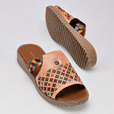 Mora Tierra Sandalia para mujer