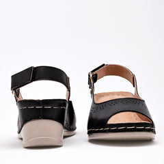 Zapatilla abierta para Mujer marca Mora Confort Negro cod. 126820