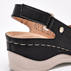 Zapatilla abierta para Mujer marca Mora Confort Negro cod. 126820