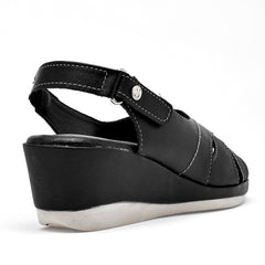 Sandalia confort para Mujer marca Cruz Shoes Negro cod. 140368