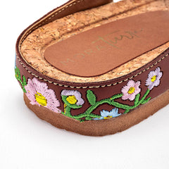 Sandalia piso para Mujer marca Mora Tierra Café cod. 140453