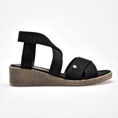 Sandalia cuña para Mujer marca Moramora Negro cod. 140682