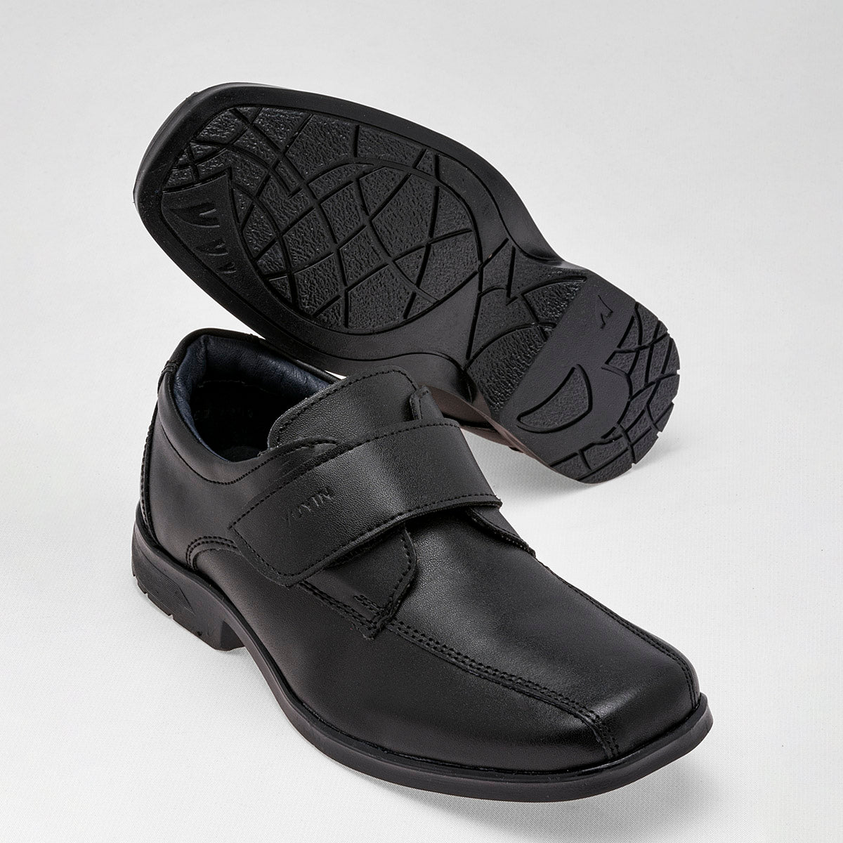 Pakar Zapaterías de México on USA | November: Offers before christmas - Zapato casual para niño cod-89706